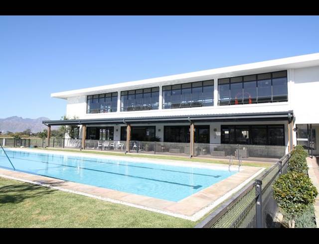 2 BEDROOM PROPERTY TO RENT IN DE VELDE